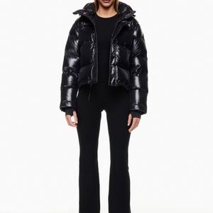 Aritzia shorty puffer jacket